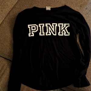 VS Pink tee